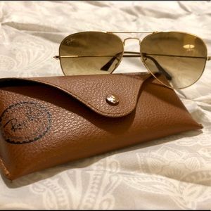 Ray-Ban Gold Aviators